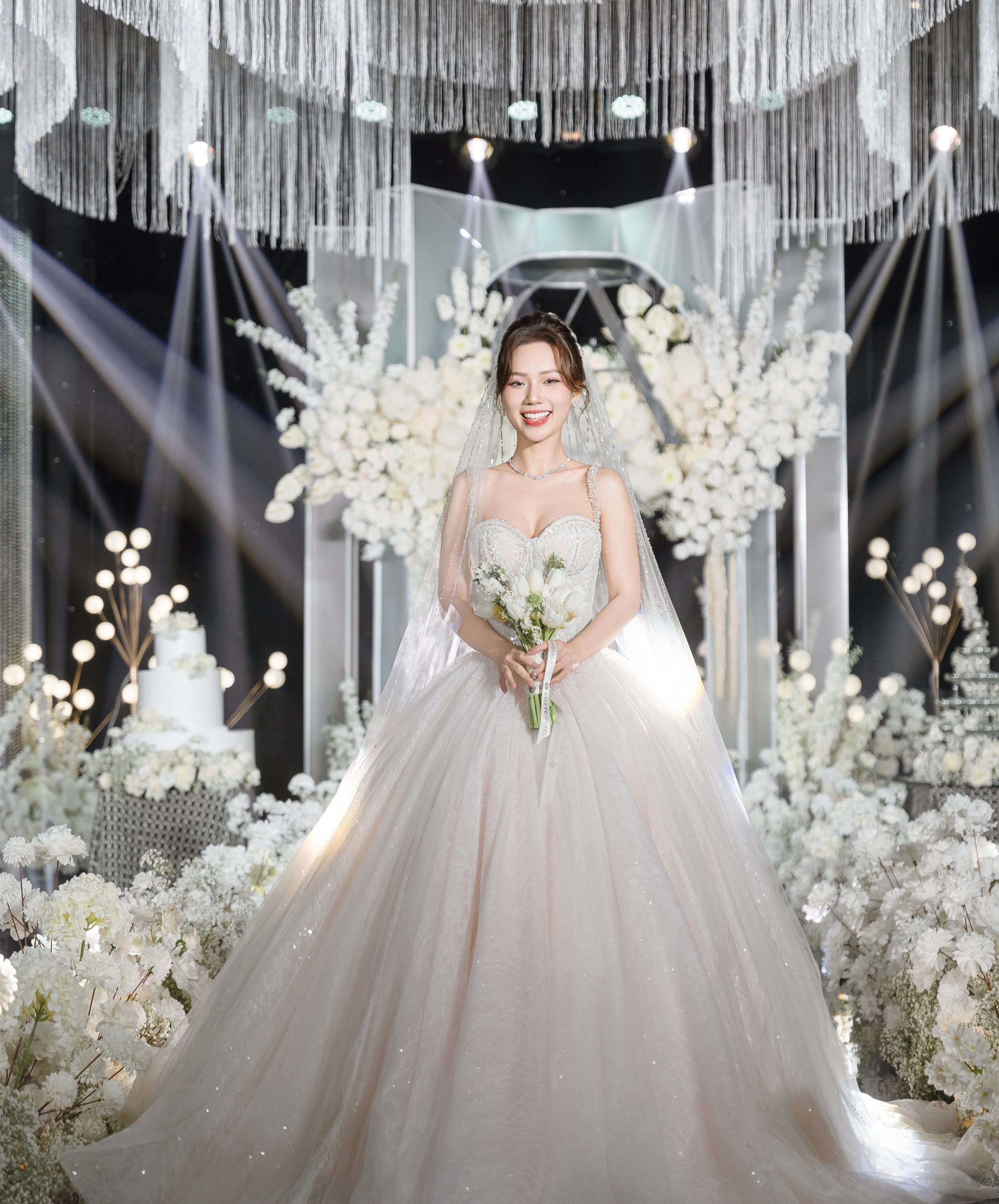 ngoc anh,  ngoc anh cuoi,  chong ngoc anh,  dinh tu,  ngoc huyen anh 2