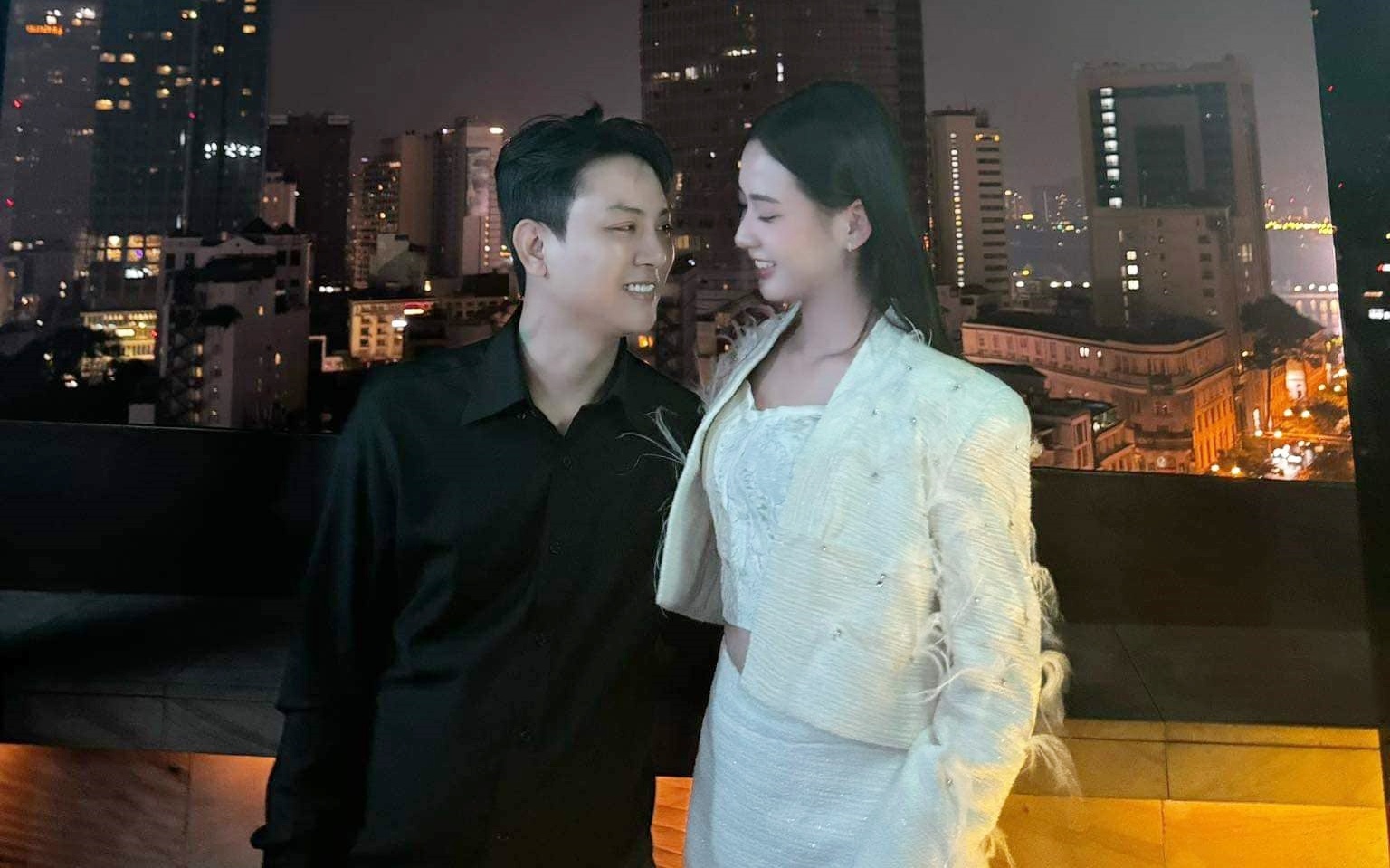 Hoai Lam cong khai ban gai hinh anh