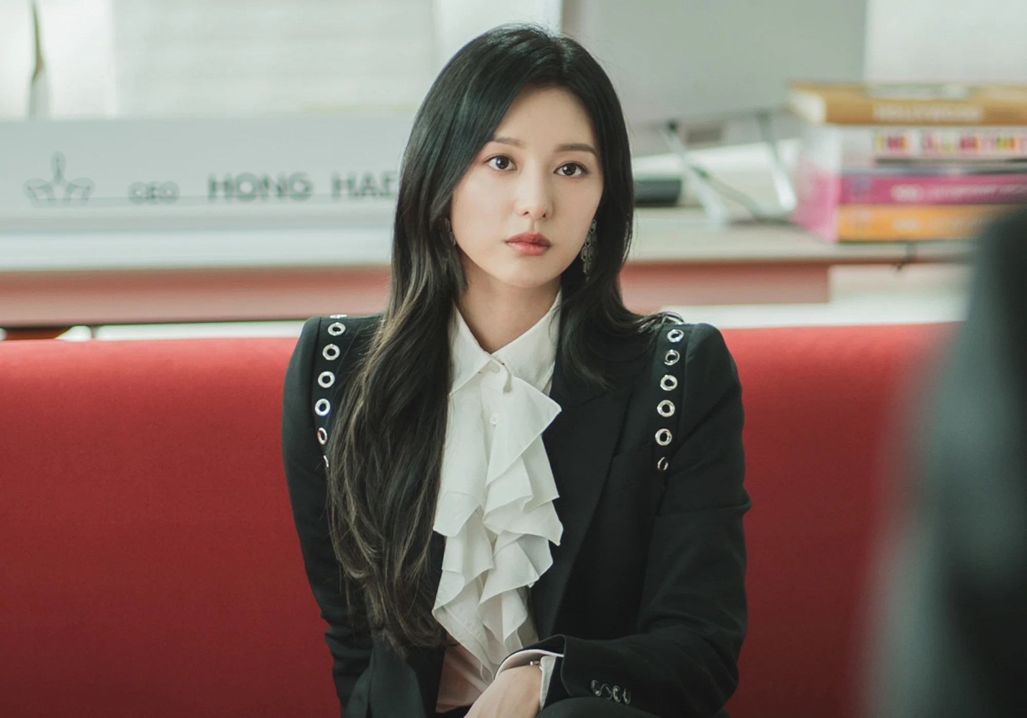 Queen of Tears,   Kim Soo Hyun,  Kim Ji Won anh 4