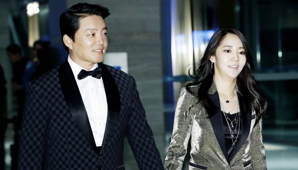 Lee Bum Soo ly hon hinh anh