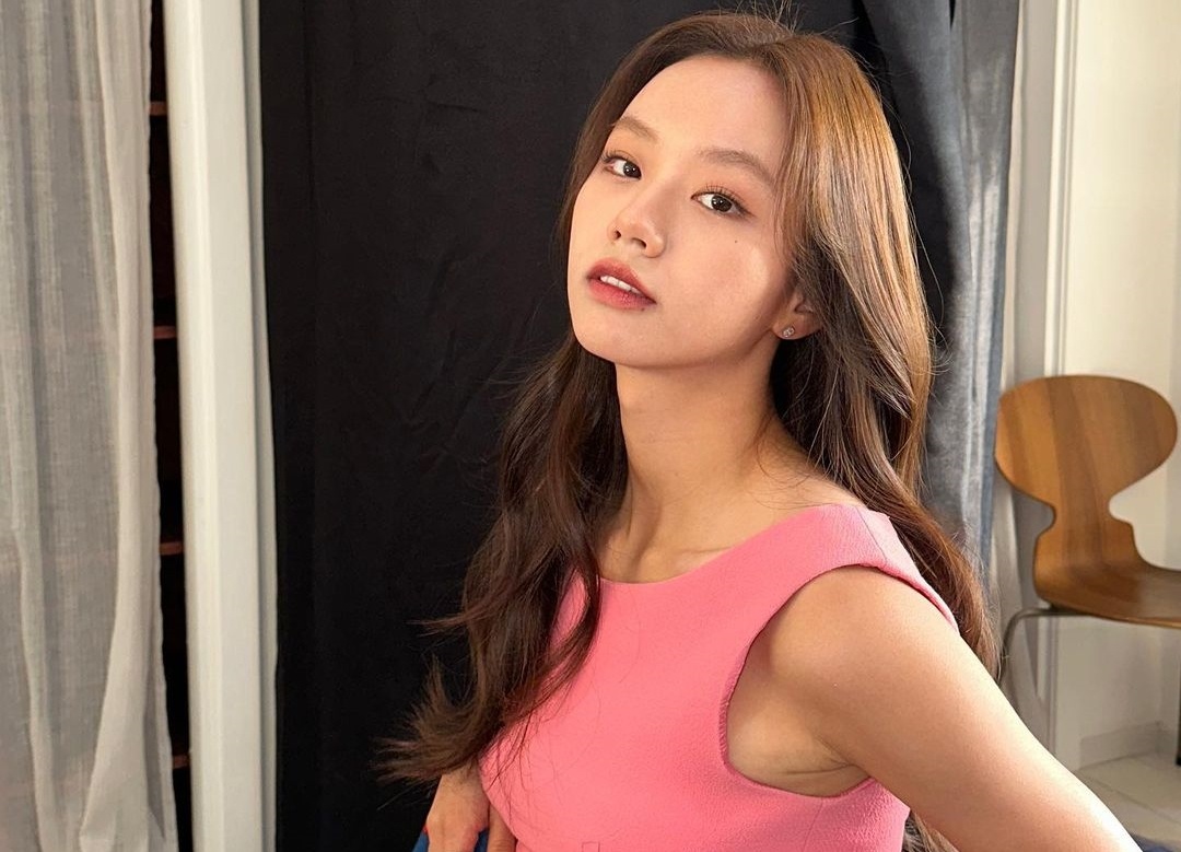 Hyeri xin loi hinh anh