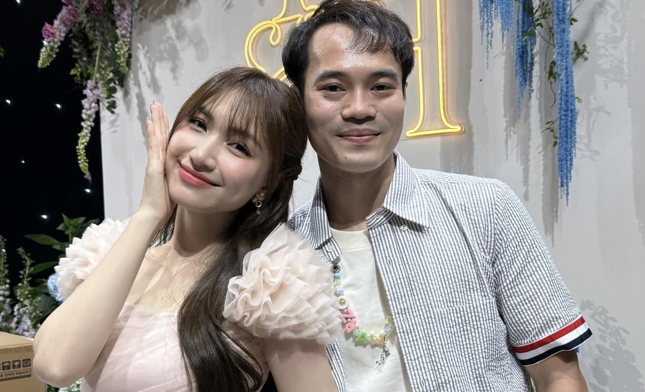 Hoa Minzy: 'Se khong danh mat tinh ban voi Van Toan' hinh anh