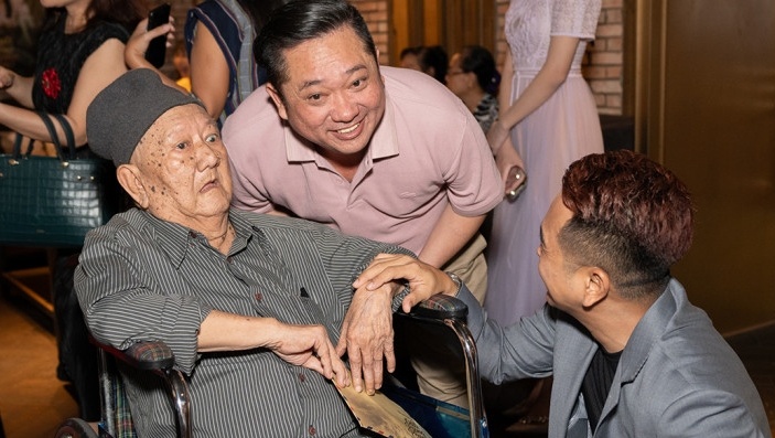 Co 'Dat phuong Nam' tham 'bac Ba Phi' Mac Can hinh anh