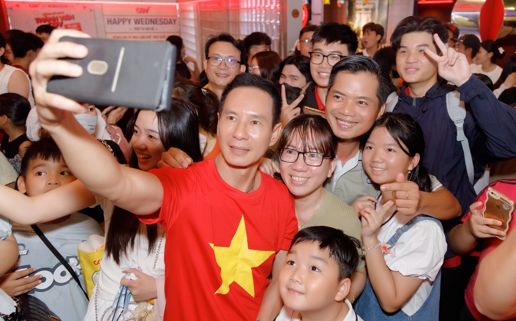 'Lat mat 7' thong linh phong ve Viet 5 ngay le hinh anh