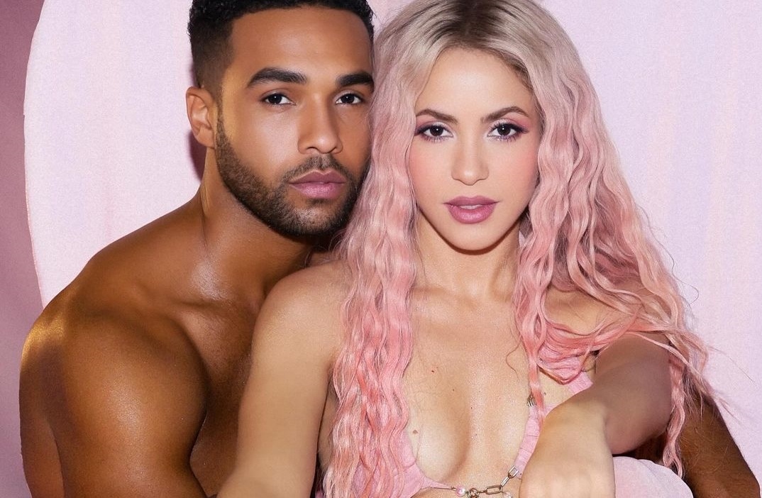 Ban trai kem 15 tuoi noi ve Shakira hinh anh