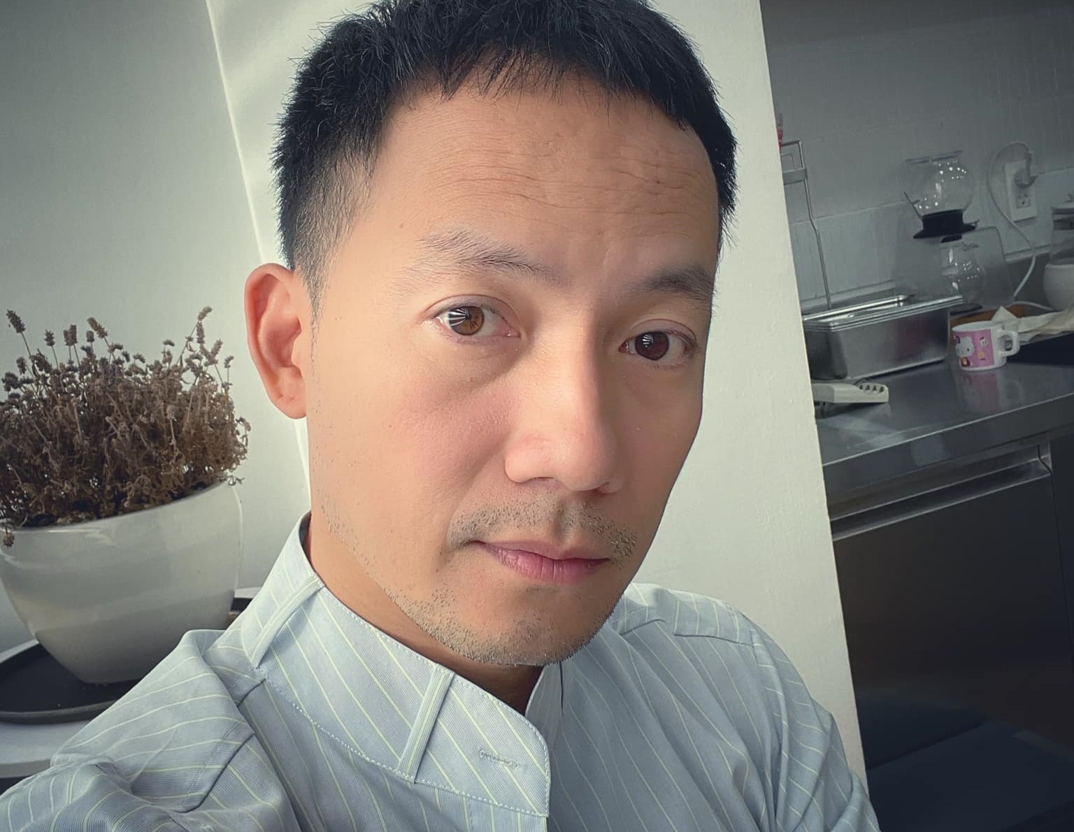 Rapper Dinh Tien Dat tai xuat showbiz hinh anh