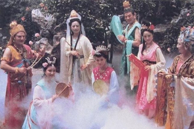 Doan phim 'Tay du ky' 1986 ngat xiu dong loat hinh anh