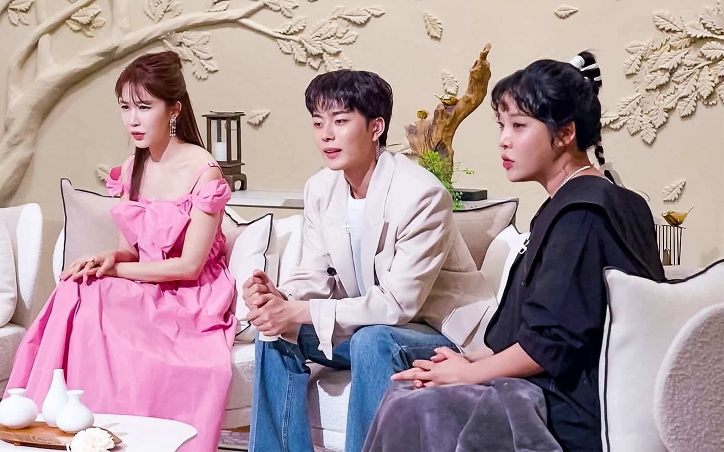 Vi sao show hen ho pha gioi han o Han Quoc gay sot? hinh anh