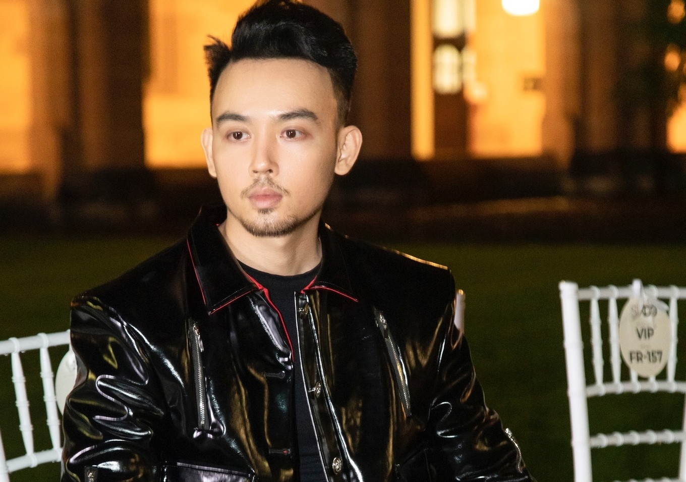 Gia dinh cho tin ve chuyen gia trang diem Viet hinh anh