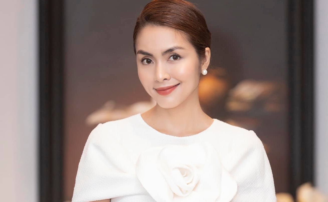 Tang Thanh Ha dinh chinh hinh anh