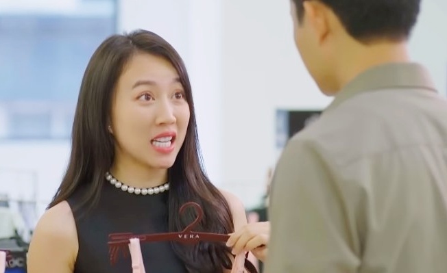 Vai cua Hong Loan bi che kem duyen, nhat nheo hinh anh