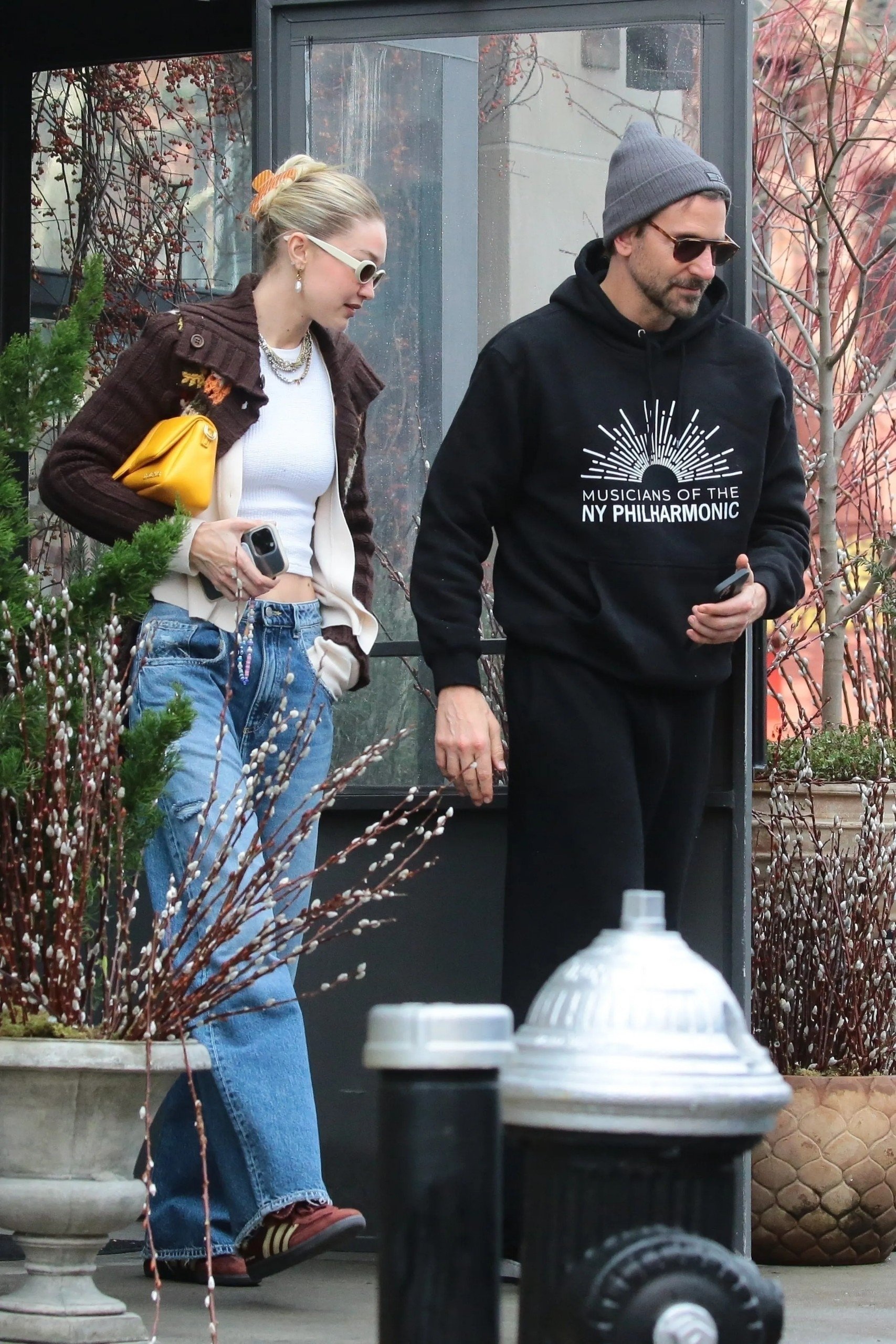 Bradley Cooper,  Gigi Hadid,  Gigi Hadid cuoi anh 3