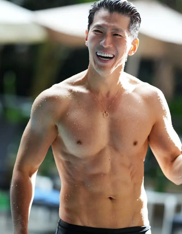 Huynh Thieu Ky,  Eric Huang anh 1