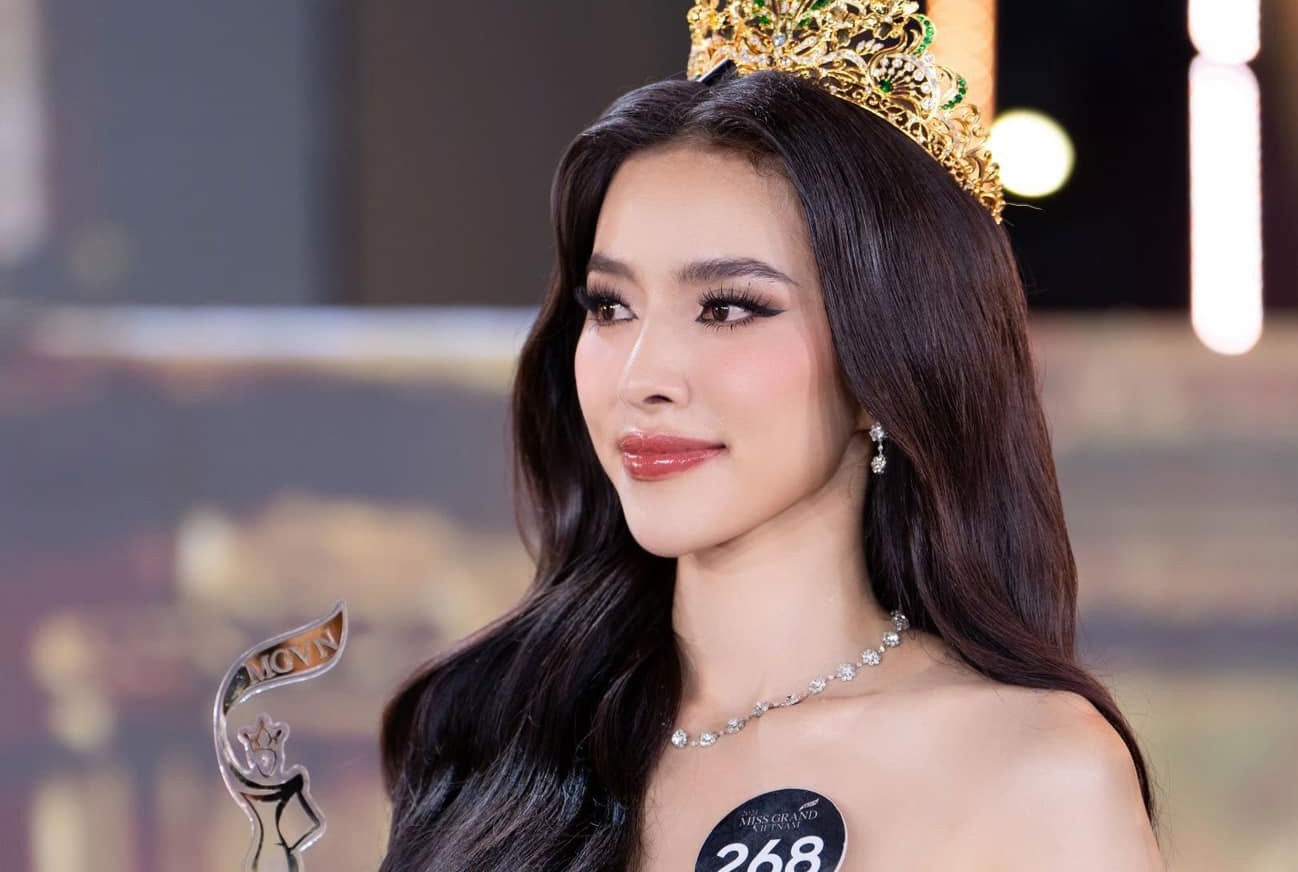 BTC Hoa hau Hoa binh Viet Nam phan hoi tin don 'xu ep thi sinh' hinh anh