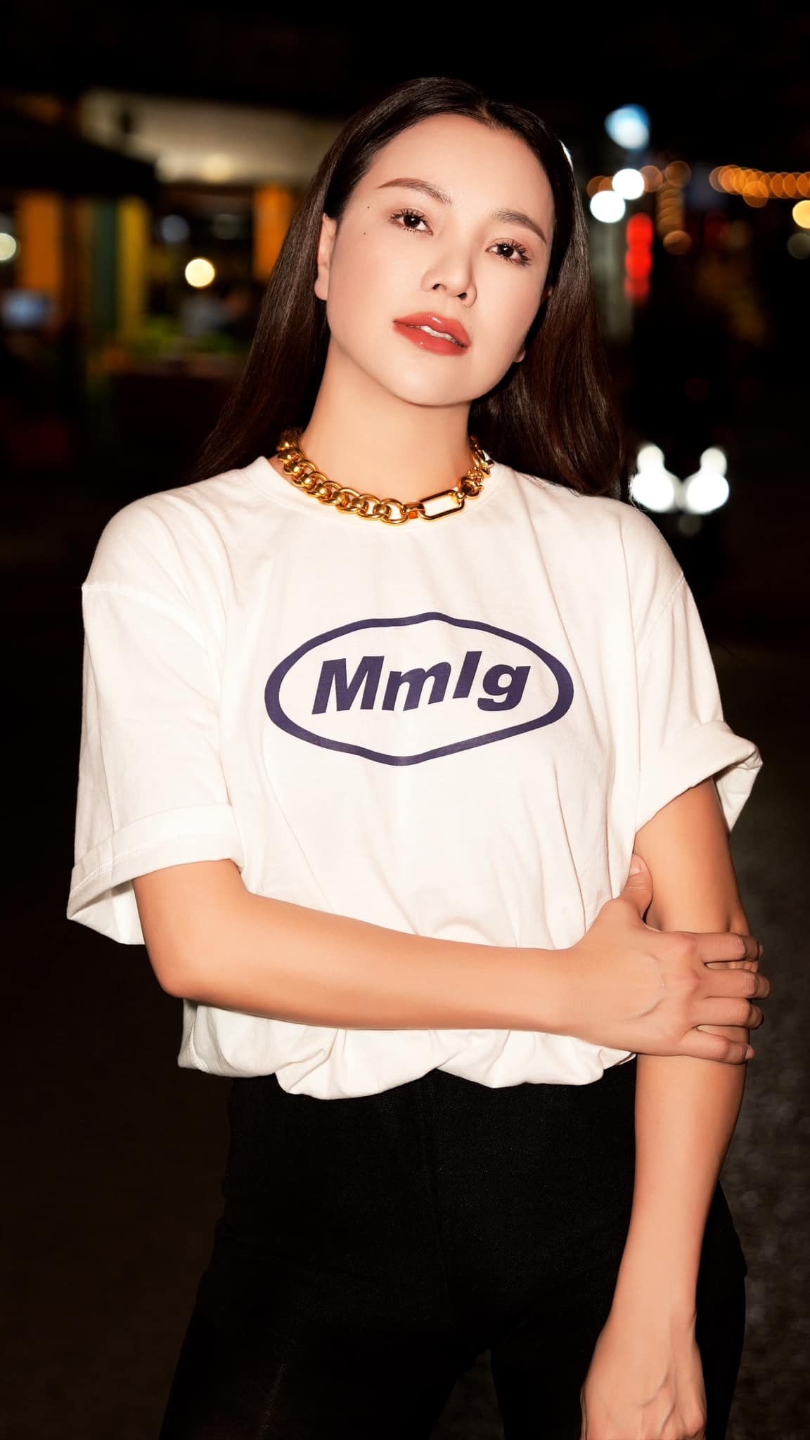 Tra Ngoc Hang,  hoa hau Oanh Yen,  dien vien ngoc hang,  2, 5 ty dong anh 1