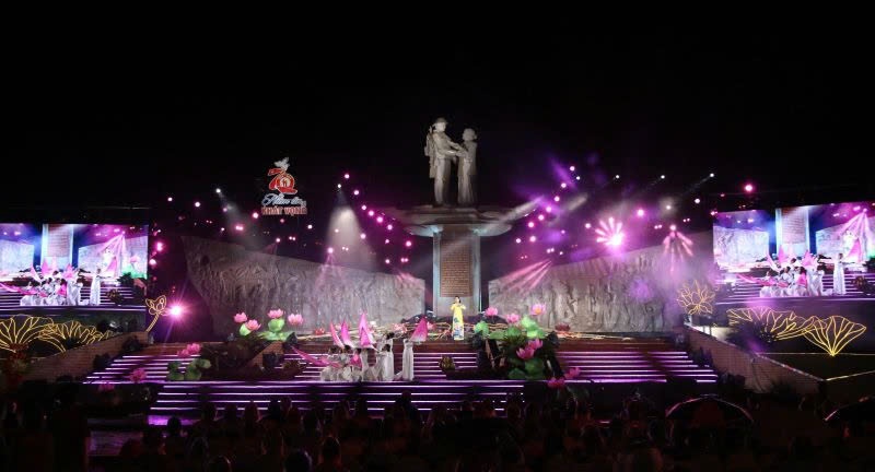 cau truyen hinh,  70 nam hiep dinh,  Geneve,  chuyen tau tap ket anh 1