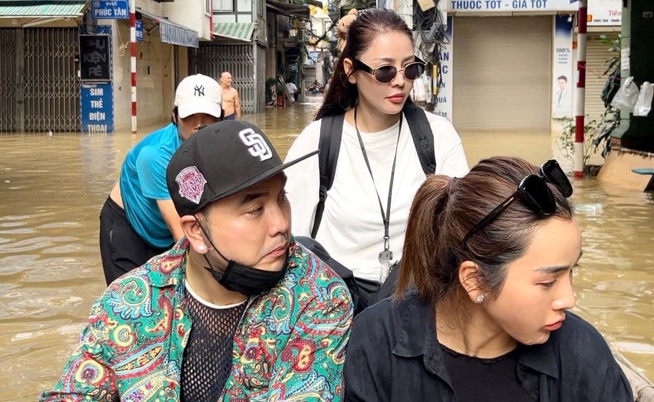 Ung Hoang Phuc noi gi ve tranh cai di cuu tro tai Ha Noi hinh anh