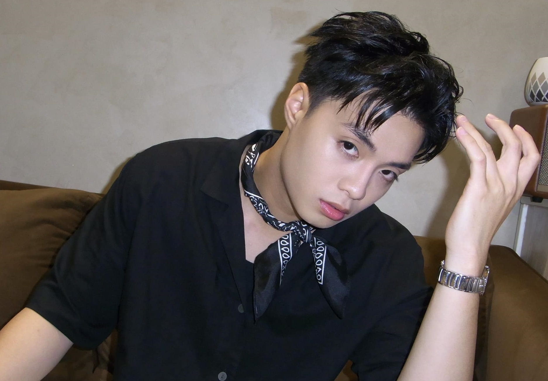 Nhom kin co Negav cho thay nan quay roi va thieu hieu biet phap luat hinh anh