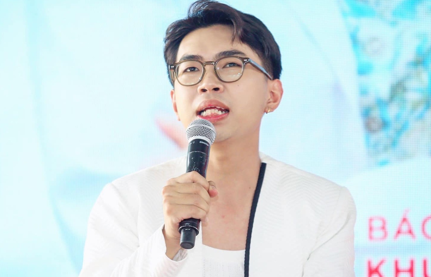 So Thong tin va Truyen thong da lam viec voi Minh Du, Phan Dat hinh anh