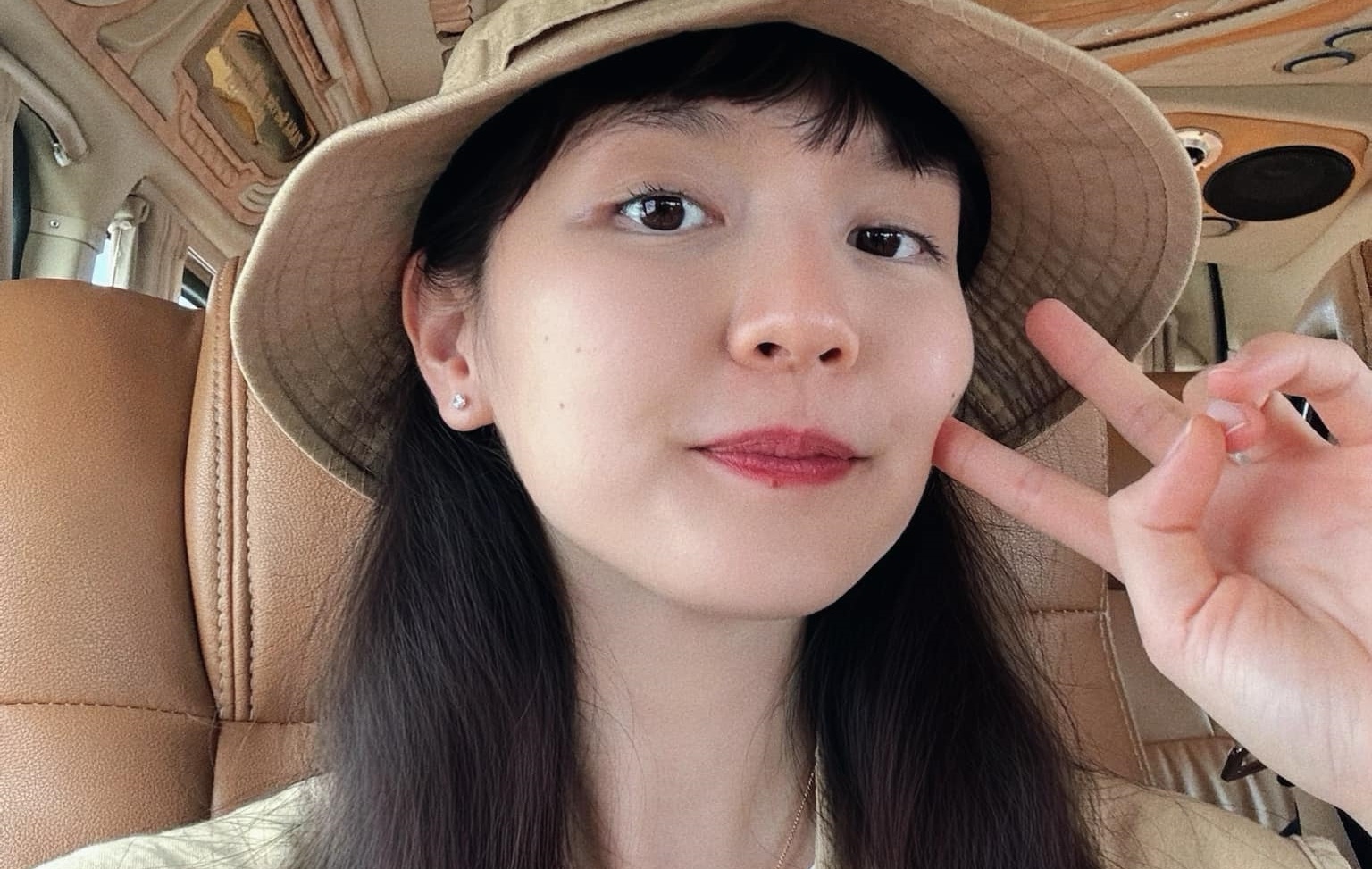 Hai Tu gay chu y hinh anh