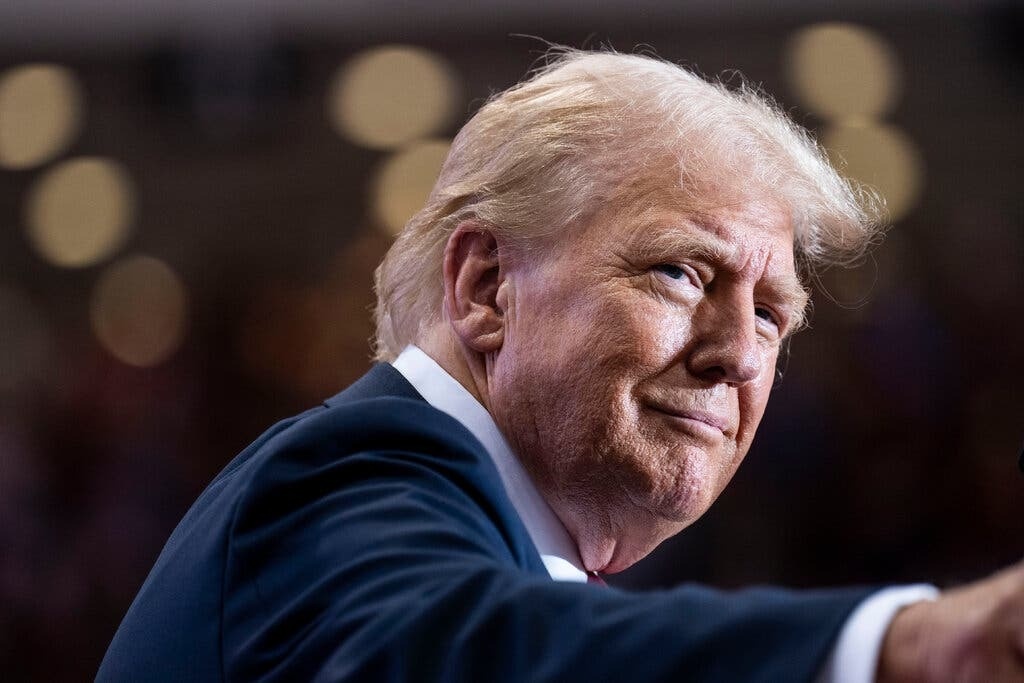 Ngoi sao nao ung ho ong Trump? hinh anh