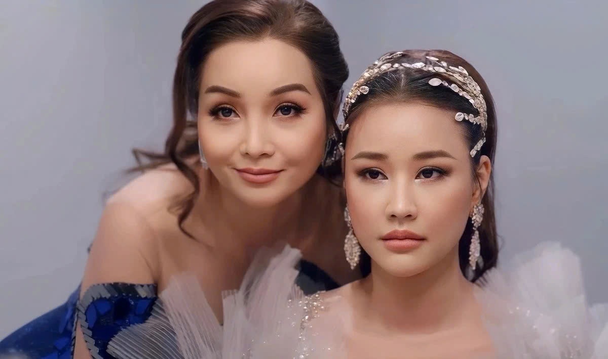 z6039823912236_3a95b2170bb96e2256cc101b661ad984.jpg