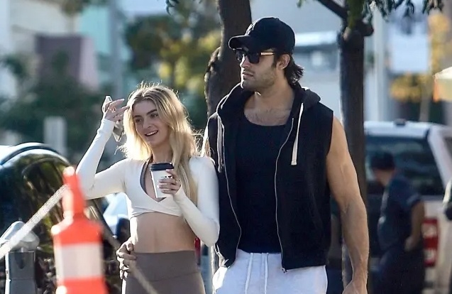 Chong cu Britney Spears cong khai ban gai hinh anh