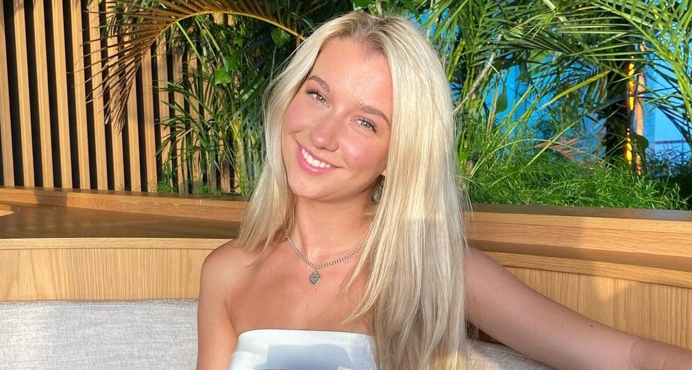 Dan dien vien nuoc Anh den TP.HCM hinh anh