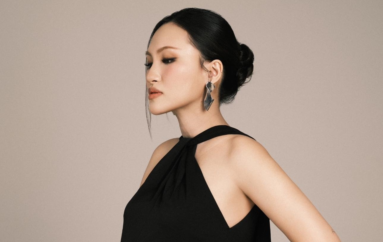 Ca si Nguyen Ha mang thai hinh anh