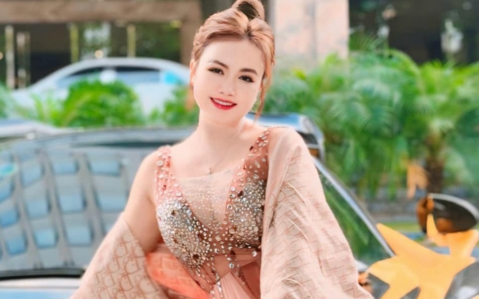 Hoang Yen noi ve viec ket hon lan 5 hinh anh
