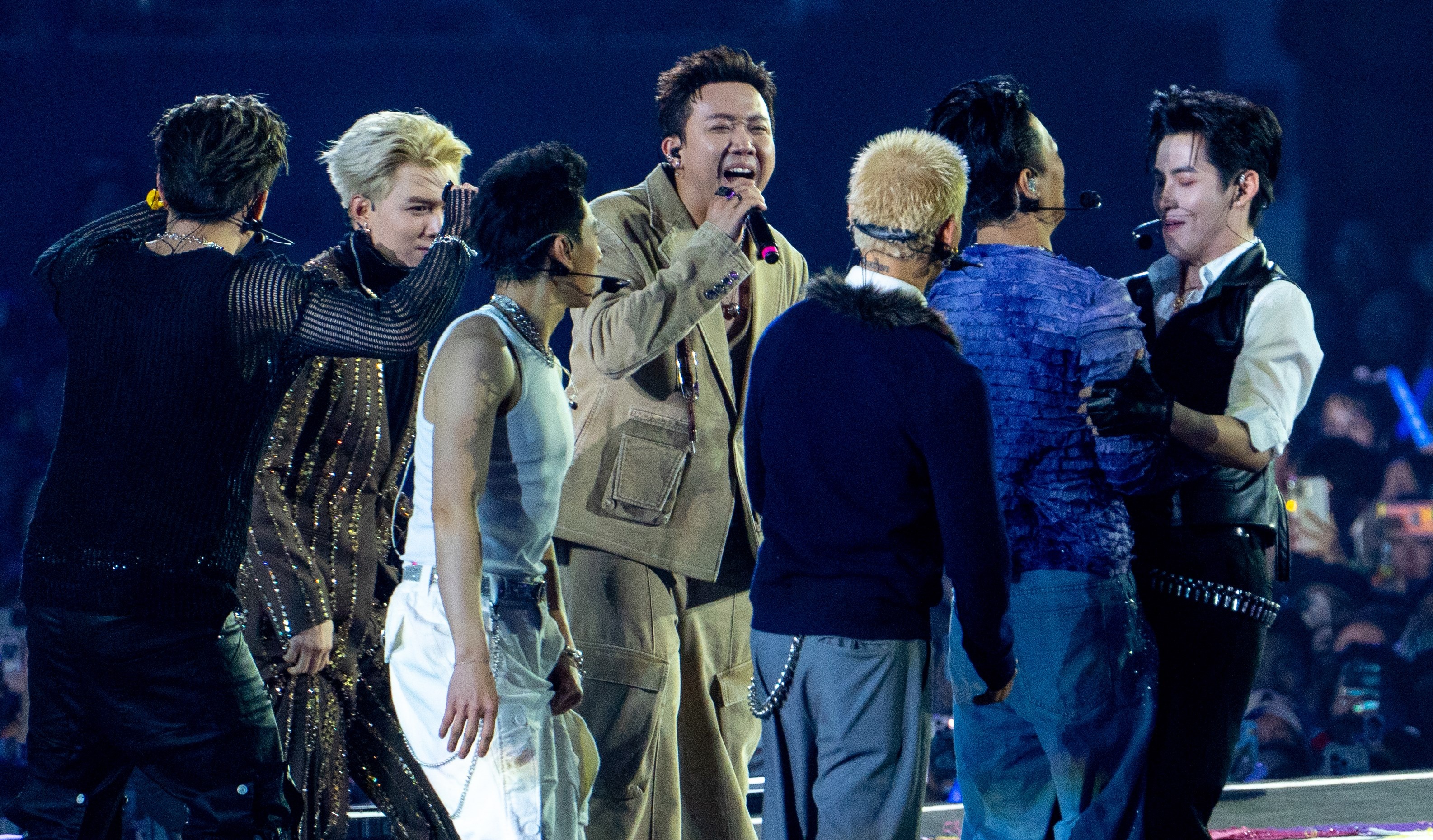Concert Anh trai "say hi"