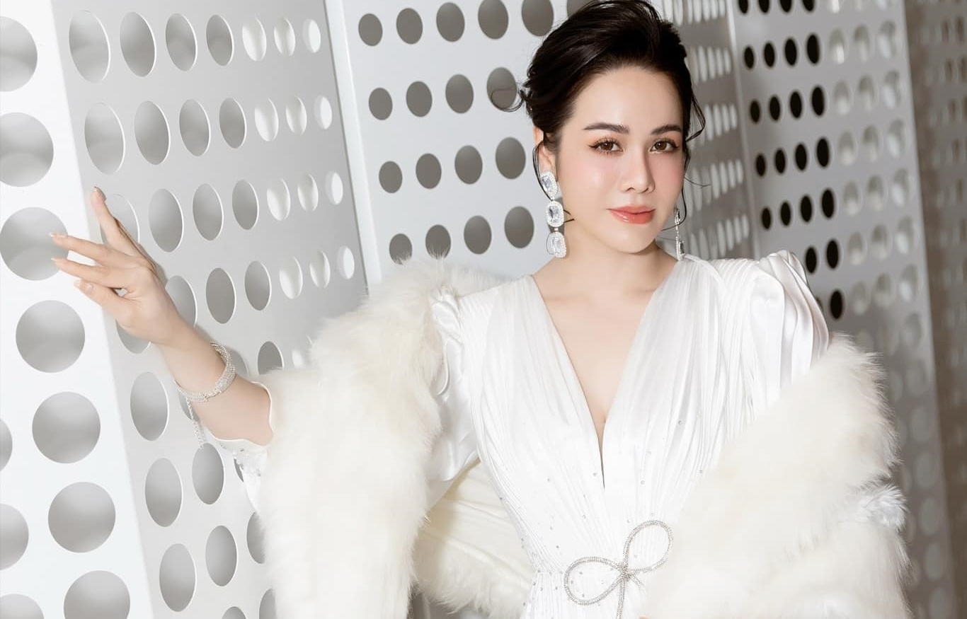 Cuoc song cua Nhat Kim Anh truoc khi mang thai hinh anh