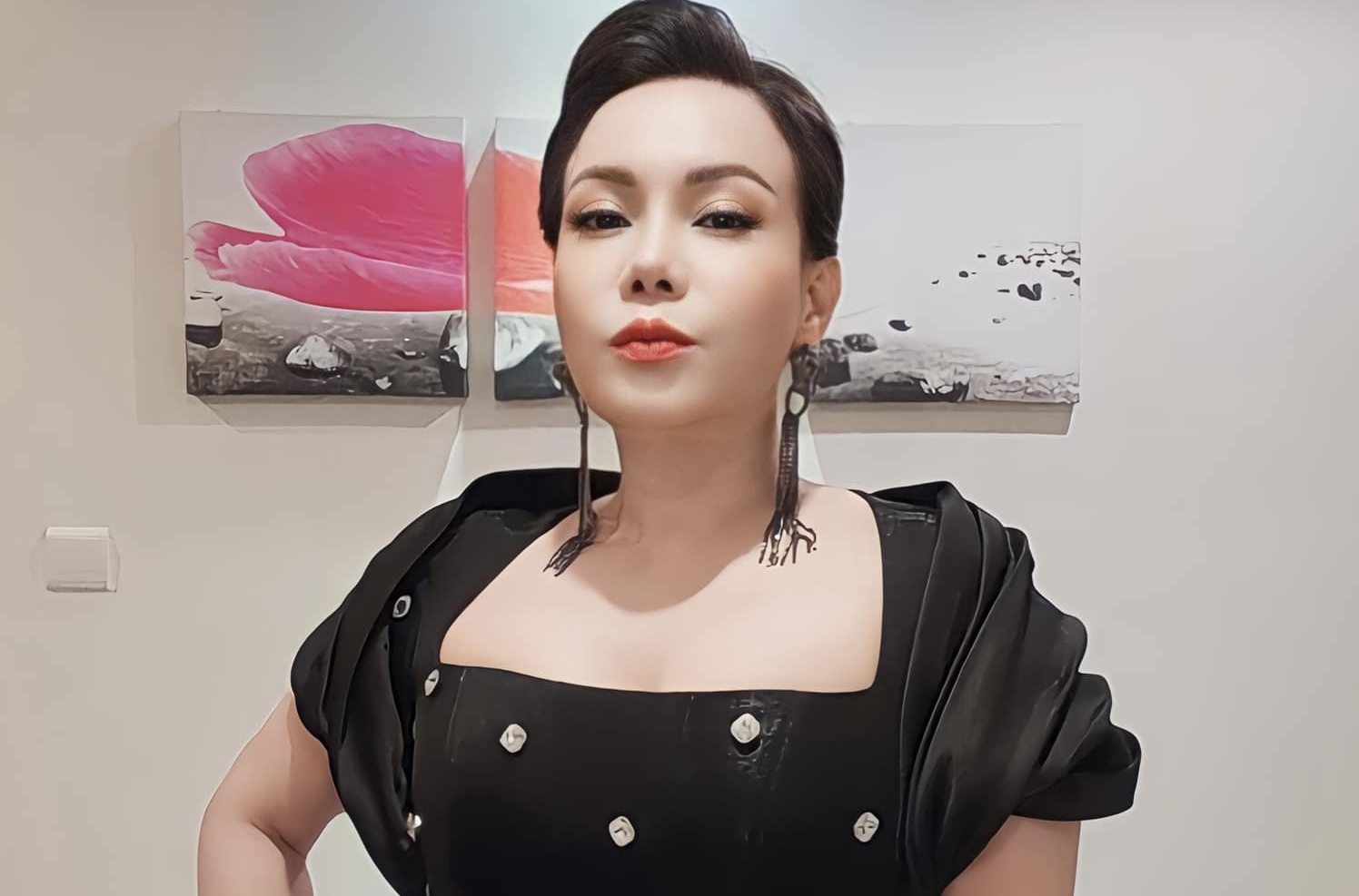 Viet Huong: 'Khong phai dao dien nao cung gap duoc toi' hinh anh