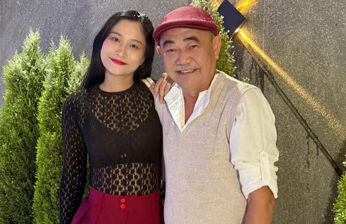 Co gai ben NSND Viet Anh noi gi ve chuyen tinh cam hinh anh