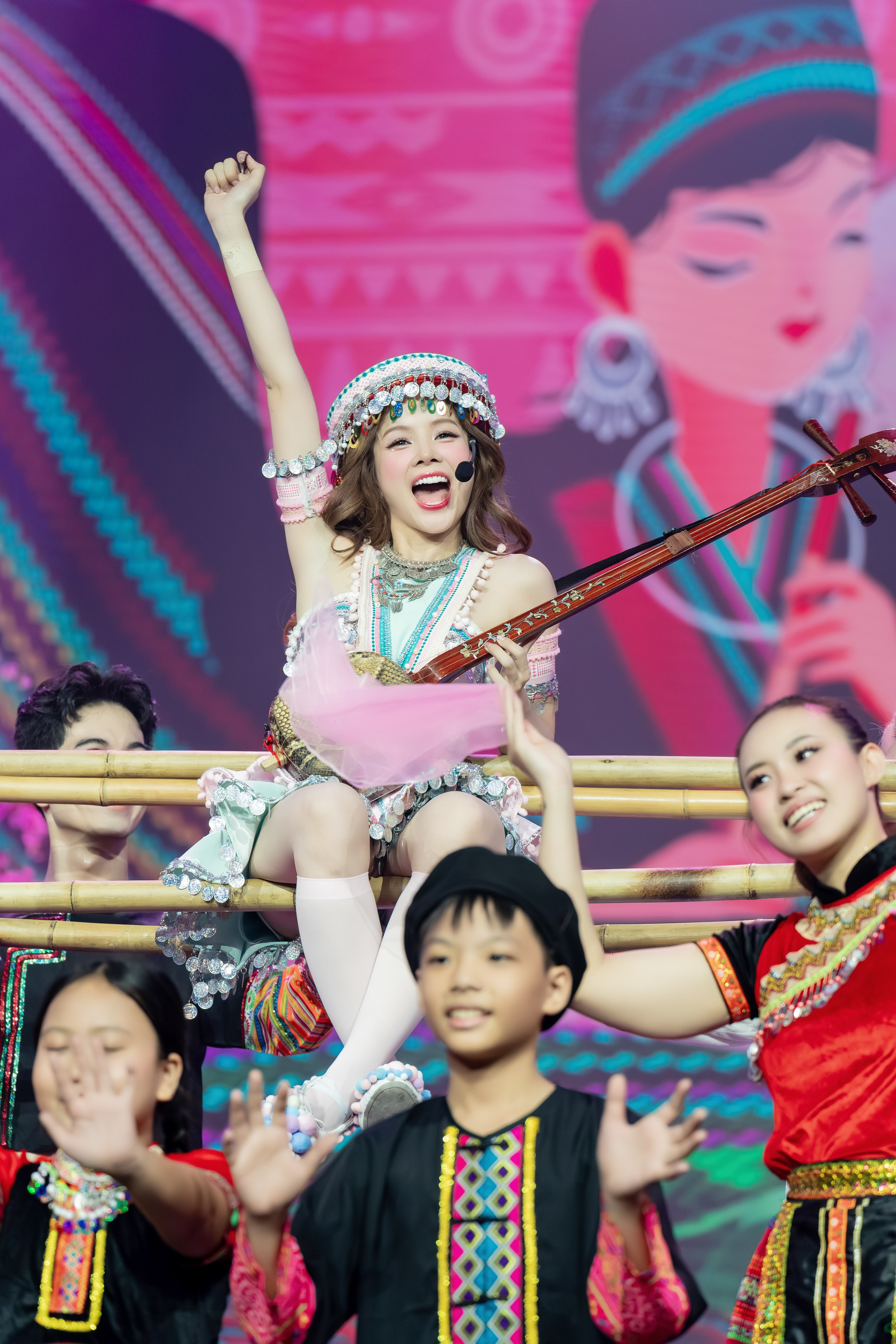 chi dep dap gio,  Gil Le,  Mie,  Kieu Anh anh 2