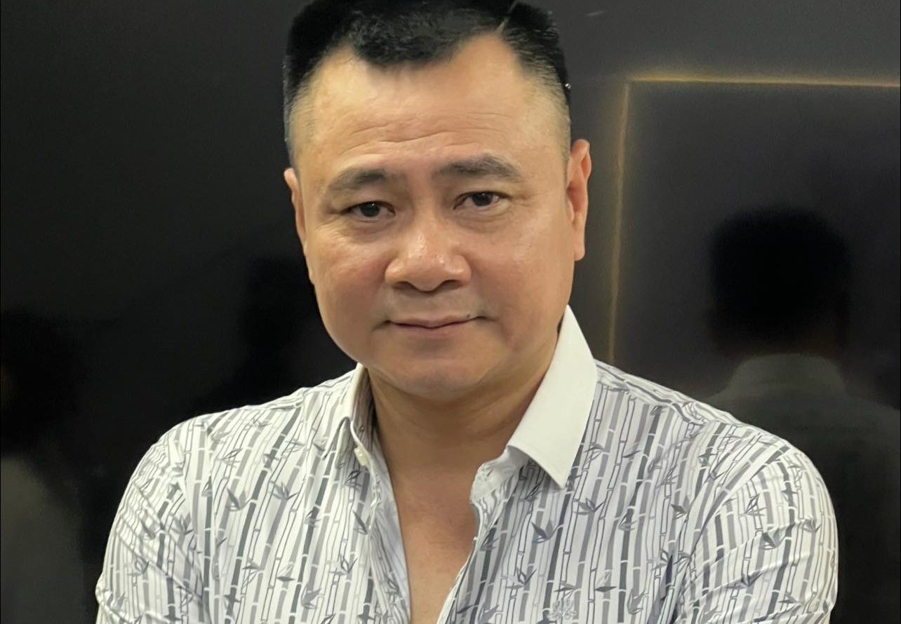 Tu Long len tieng vu mang gay gat cac nghe si o concert Anh trai hinh anh