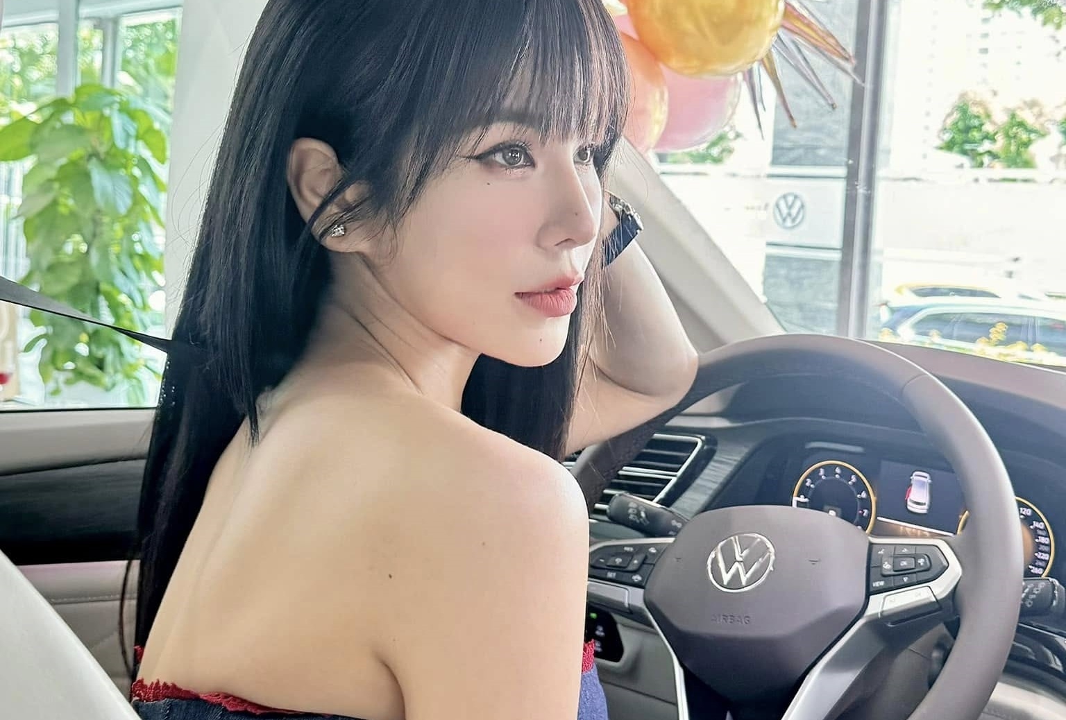 Diep Lam Anh truoc khi co ban trai hinh anh