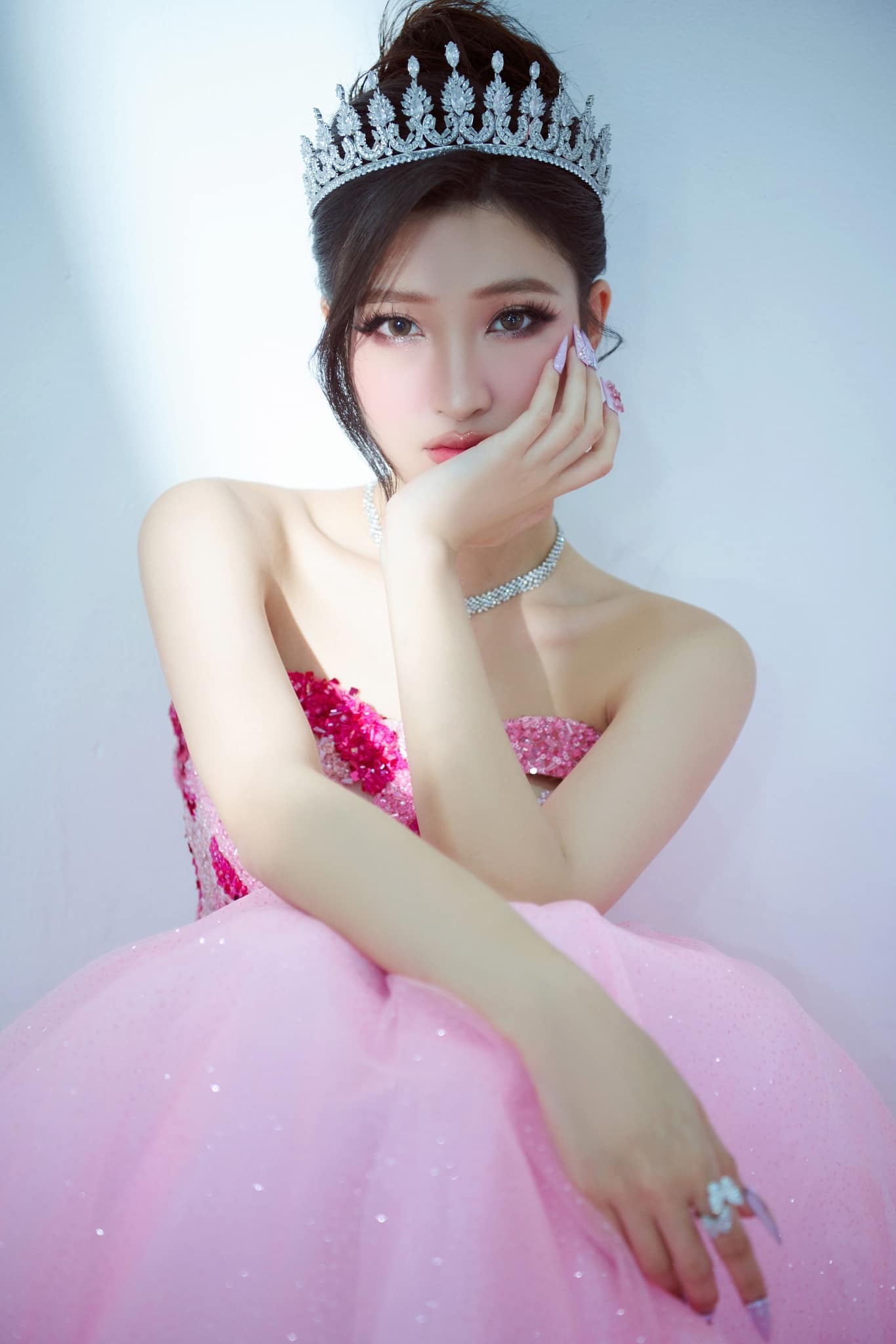 Phương Nhi và chồng