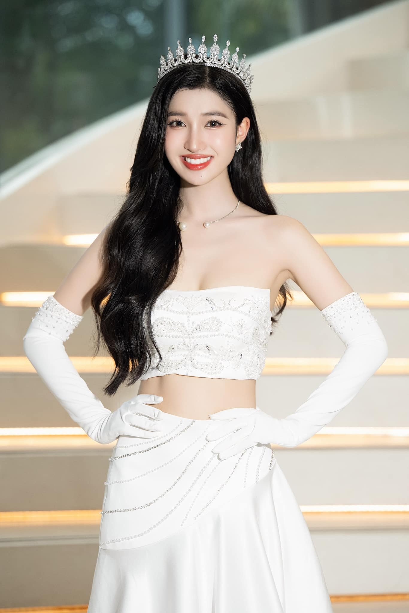 Phương Nhi và chồng