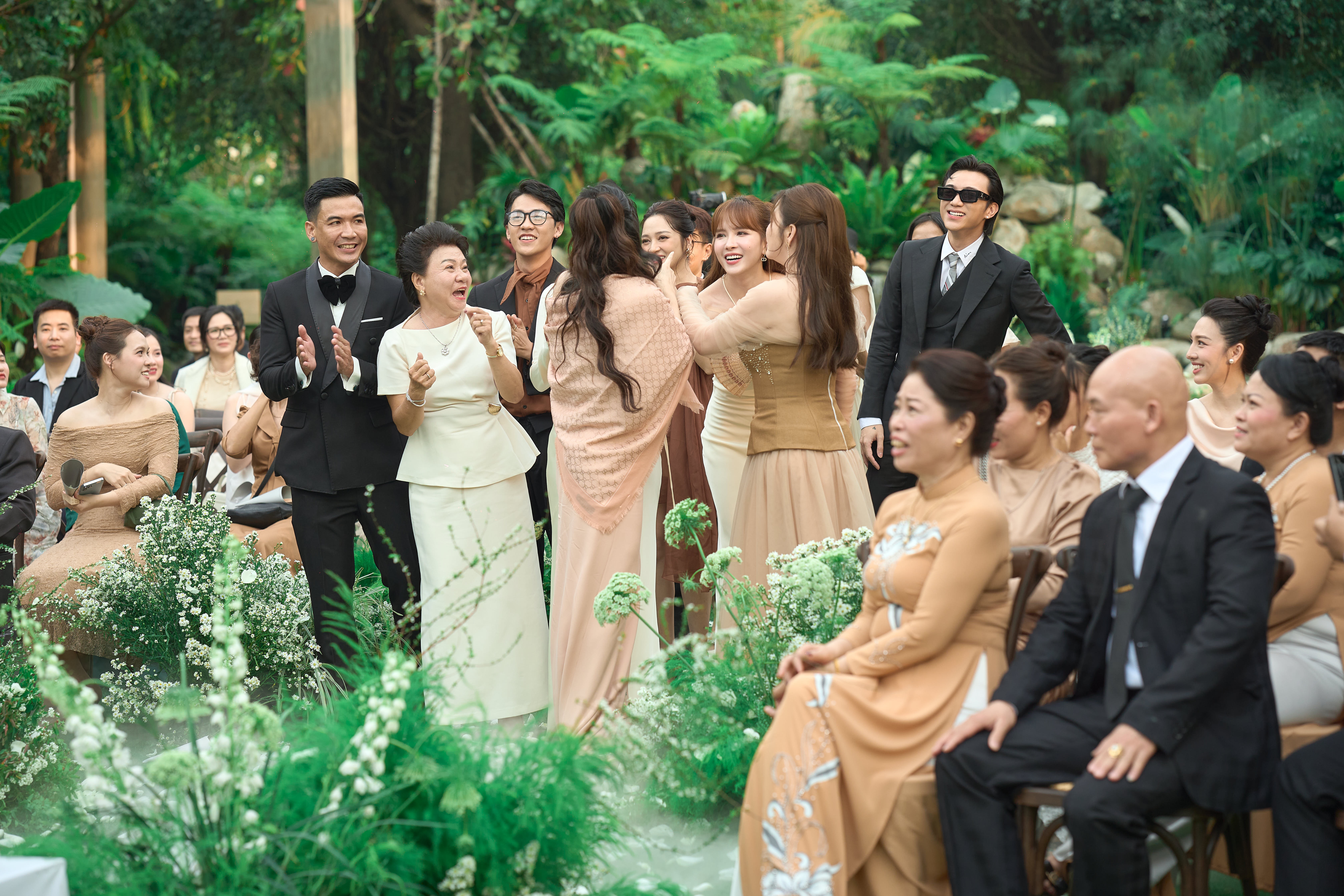 vu cat tuong,  vo vu cat tuong,  thu trang anh 1