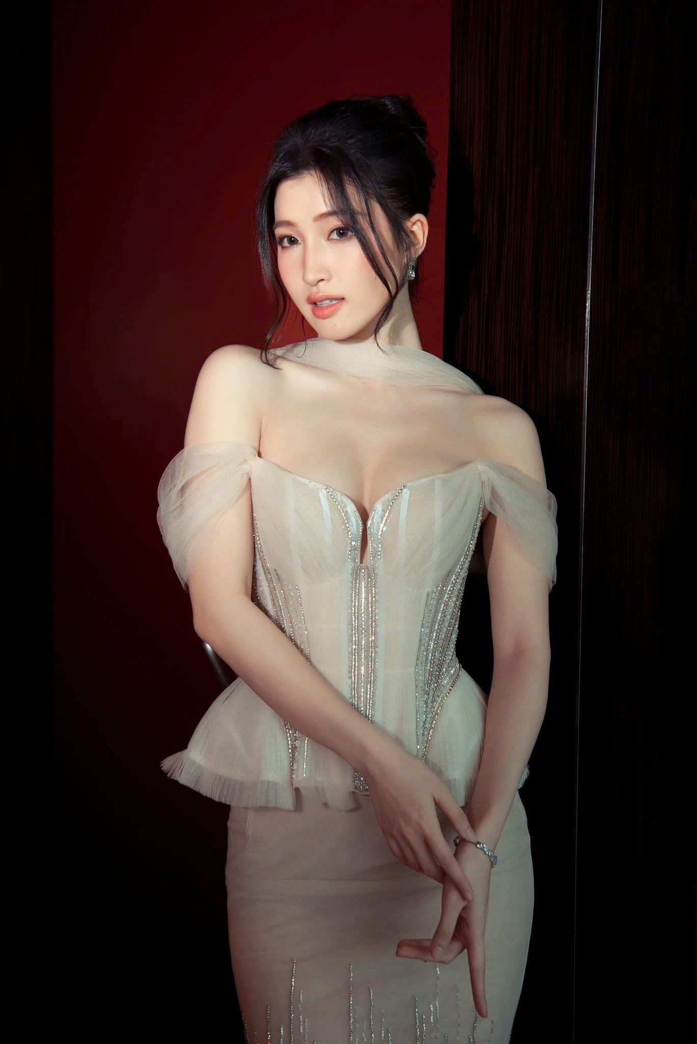 Phương Nhi và chồng