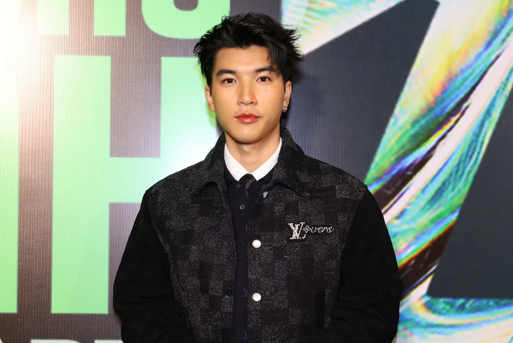 HIEUTHUHAI thang Son Tung M-TP o Lan song xanh hinh anh