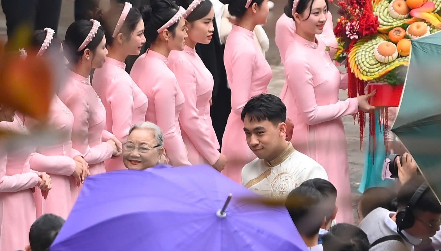 Toan canh le an hoi cua Pham Nhat Minh Hoang va Phuong Nhi hinh anh