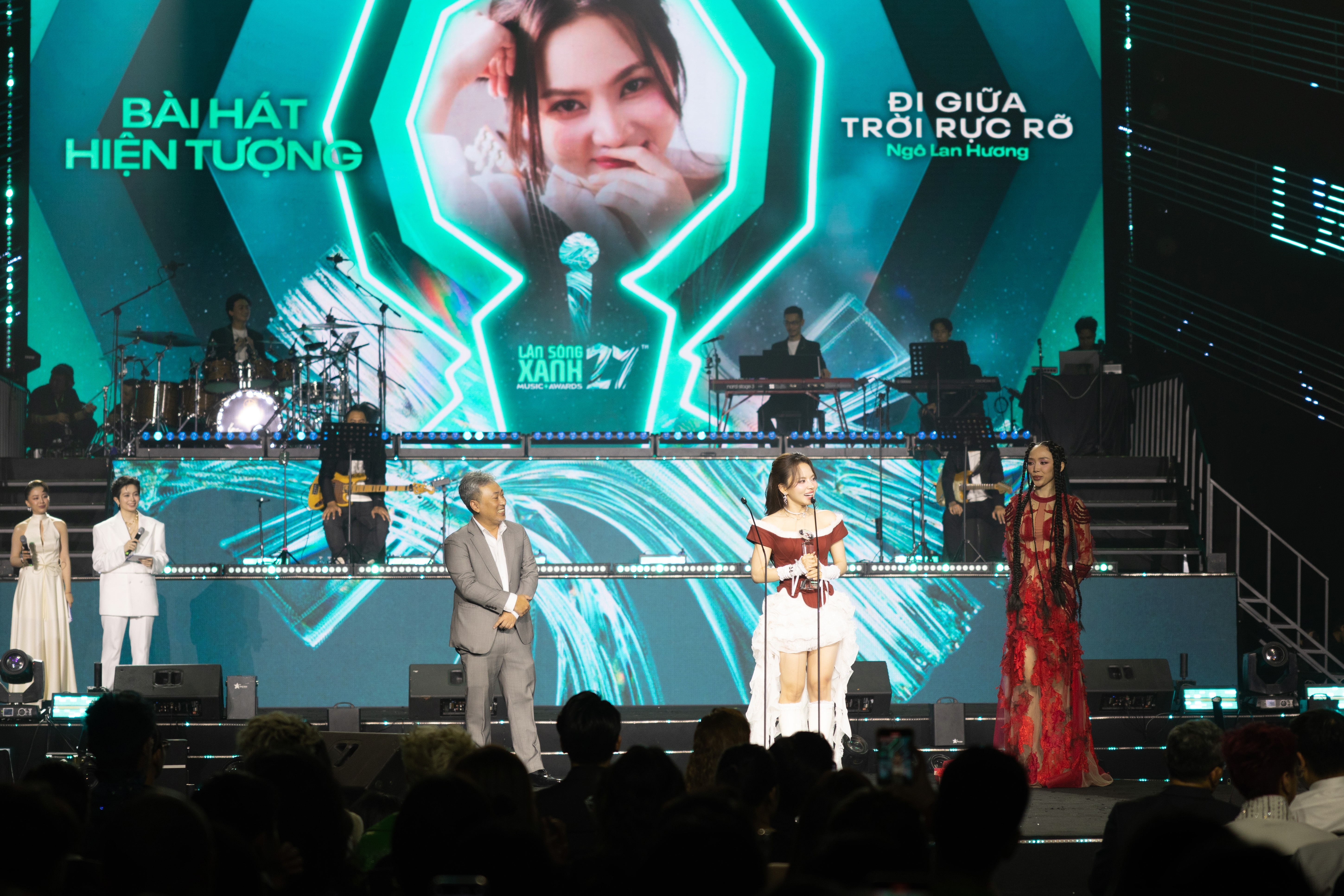 thieu bao tram,  hieuthuhai,  lan song xanh anh 9