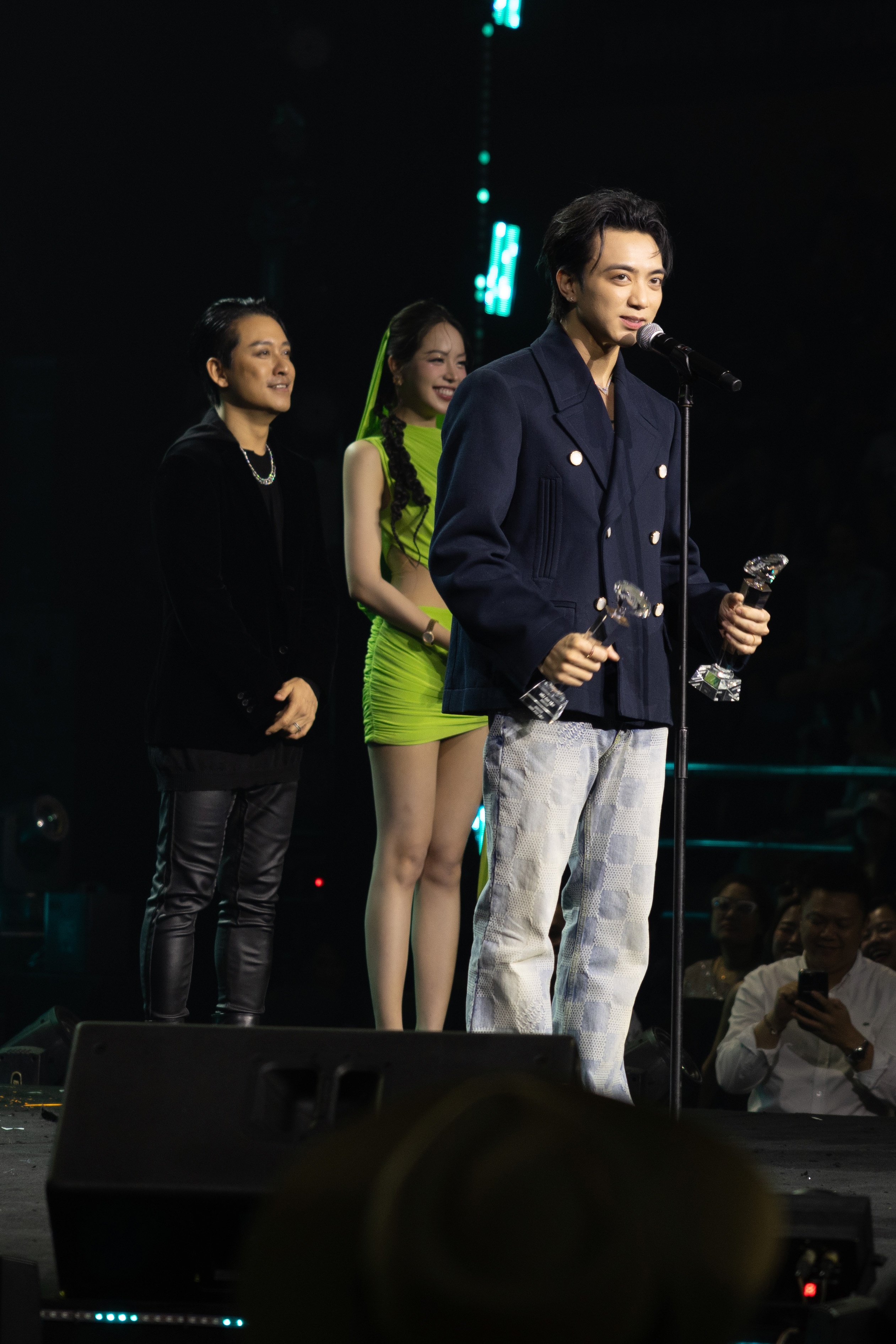 thieu bao tram,  hieuthuhai,  lan song xanh anh 5