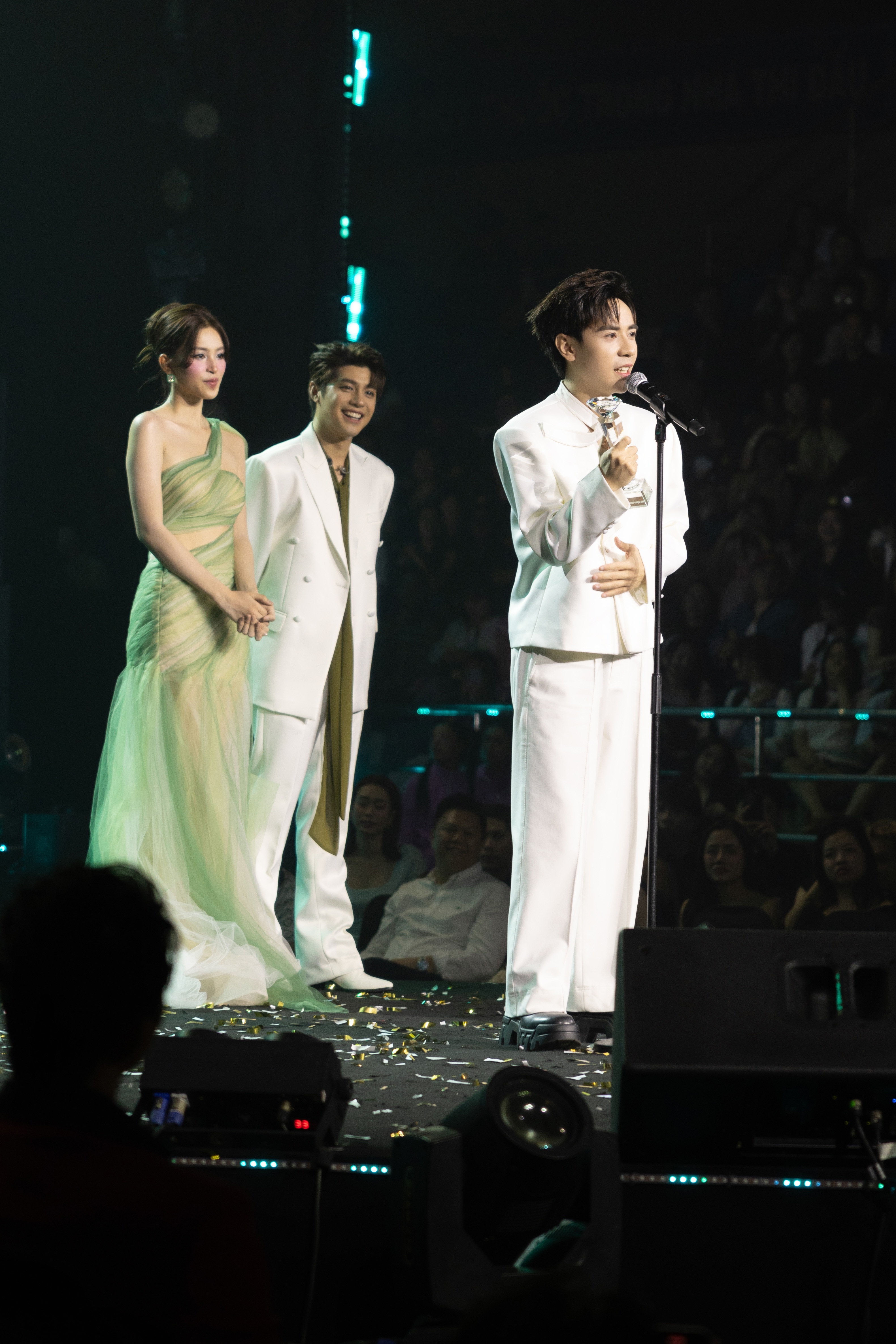 thieu bao tram,  hieuthuhai,  lan song xanh anh 8