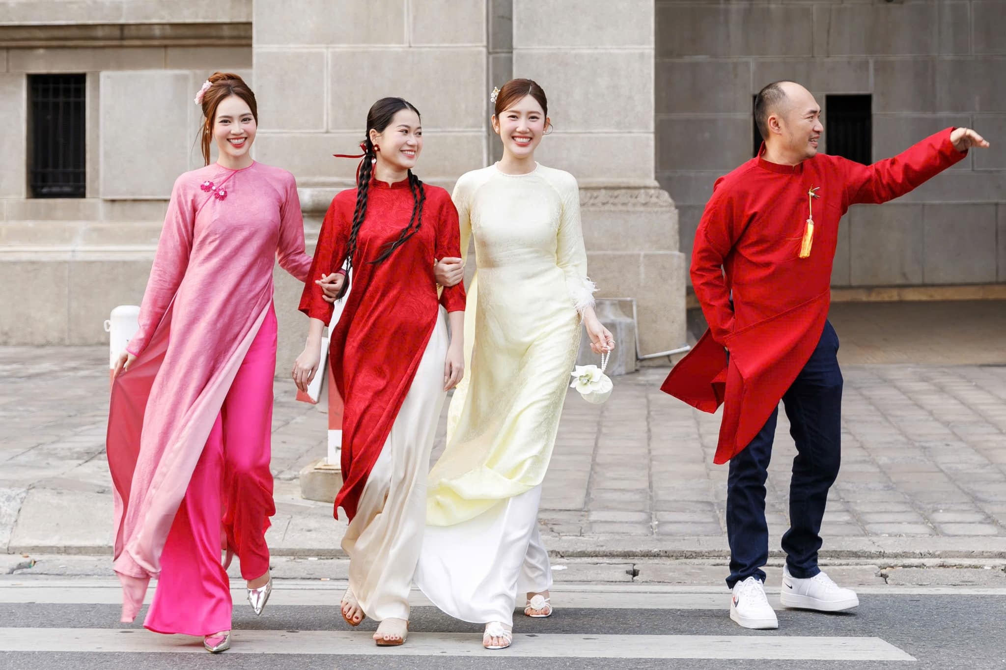 7 nụ cười xuân