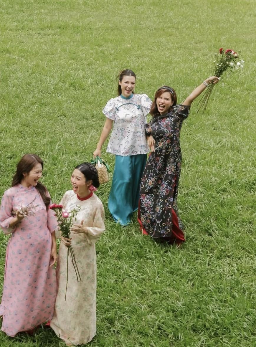 7 nụ cười xuân