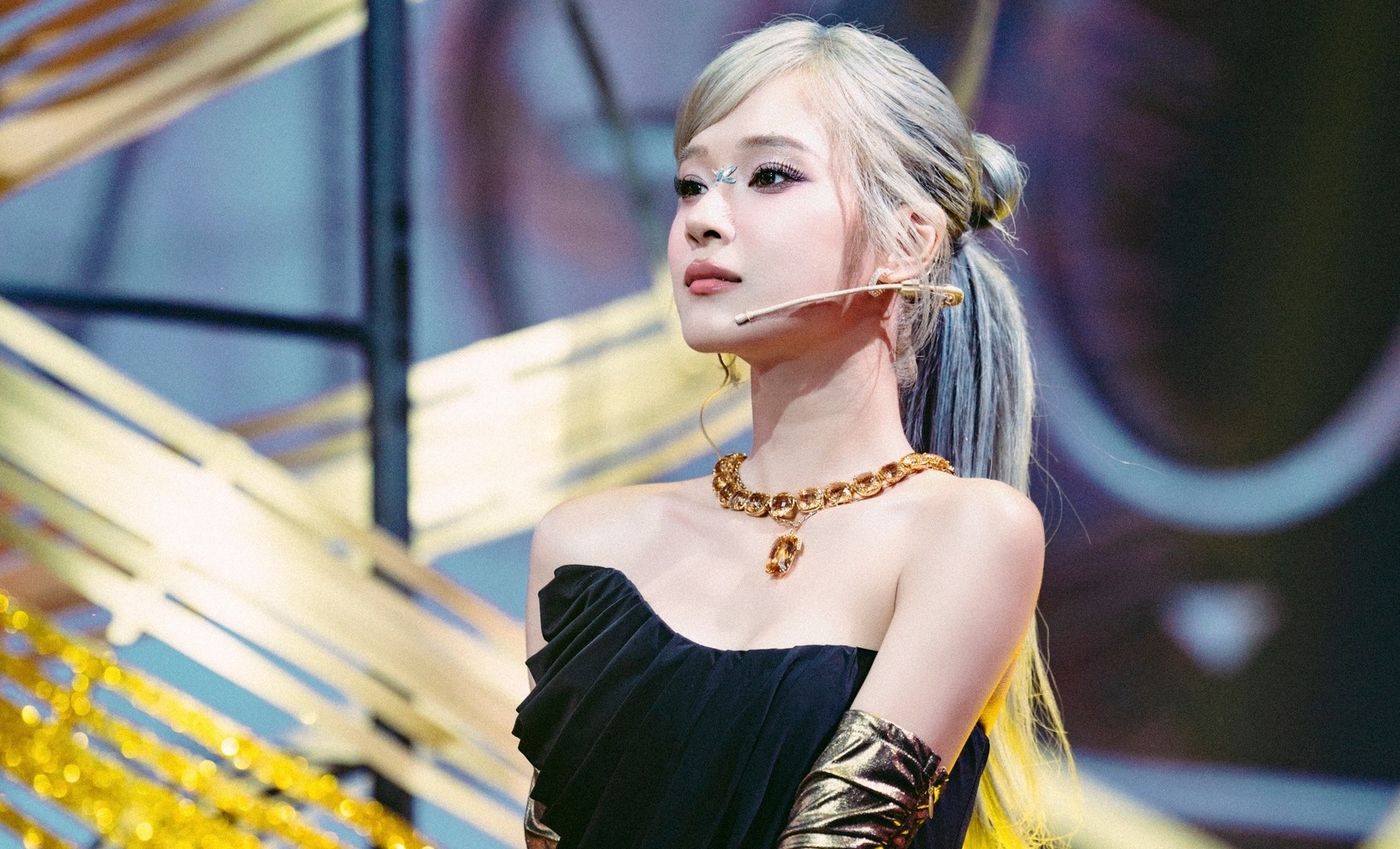 Hoang Yen Chibi len tieng sau khi 'trang tay' o Chi dep hinh anh