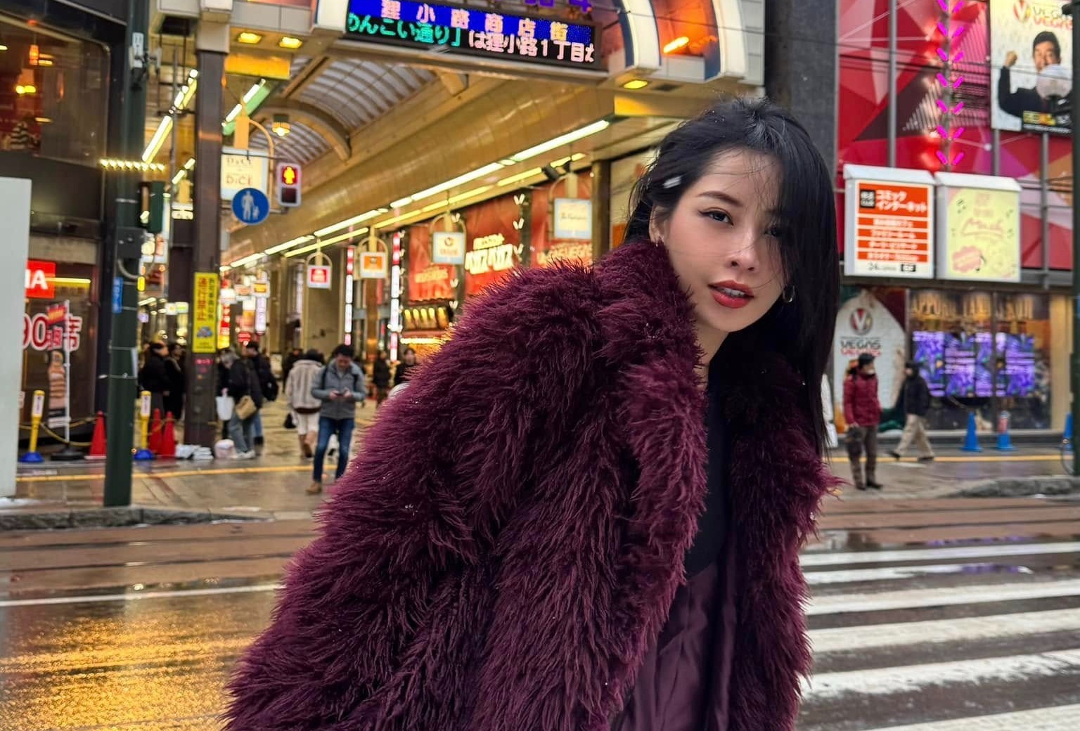 Chi Pu, Tuong San du lich nuoc ngoai ngay Tet hinh anh